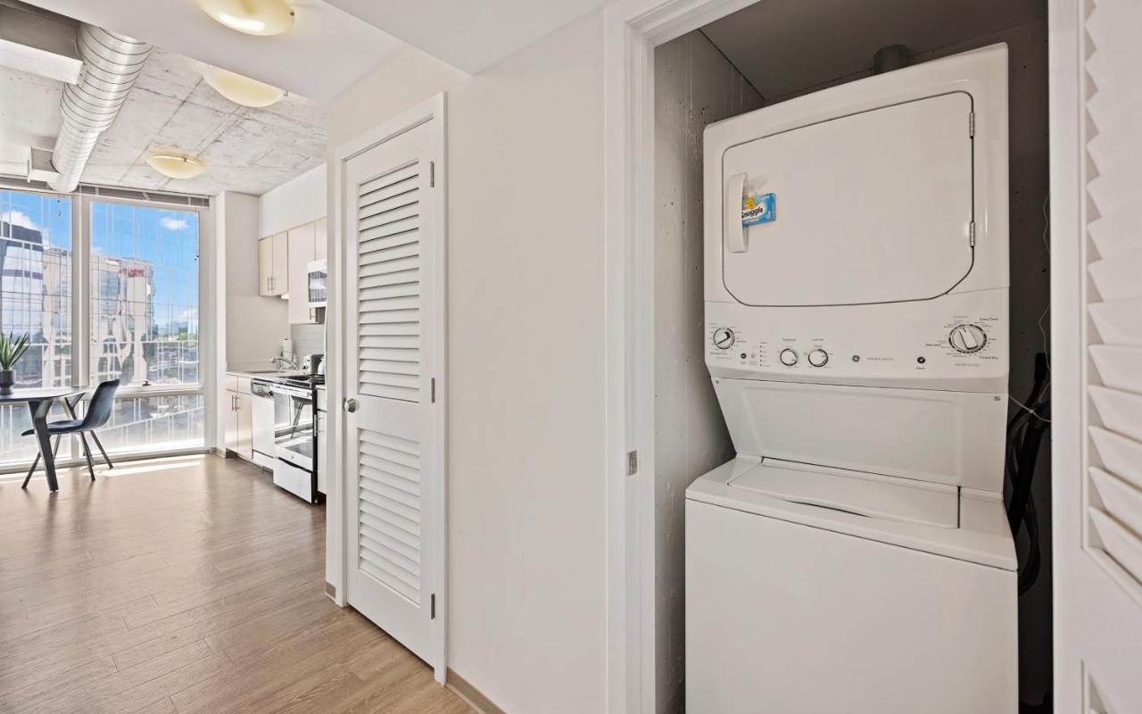 Placemakr Premier Sobro Nashville Esterno foto Laundry room